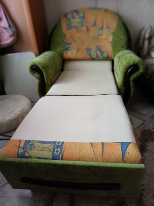 Продам кресло кровать б/у