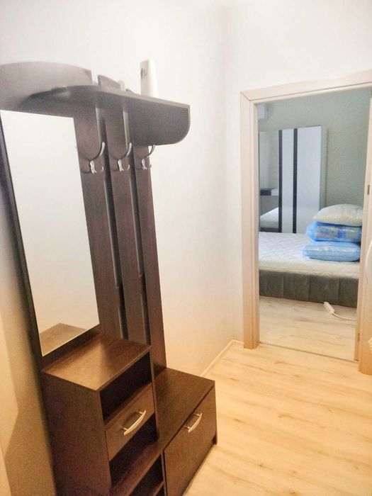 Имот Корект дава под наем обз. 2-Стаен апартамент, зона Дърварче