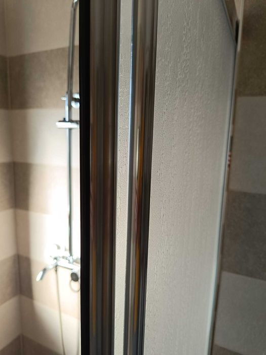 Usa culisanta baie, 137 x 180 , profil aluminiu