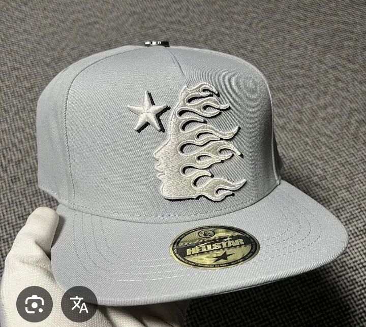 Hellstar бейсболка