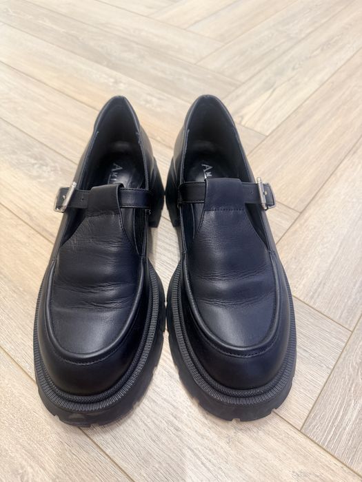 Продам женскую обувь 40размер