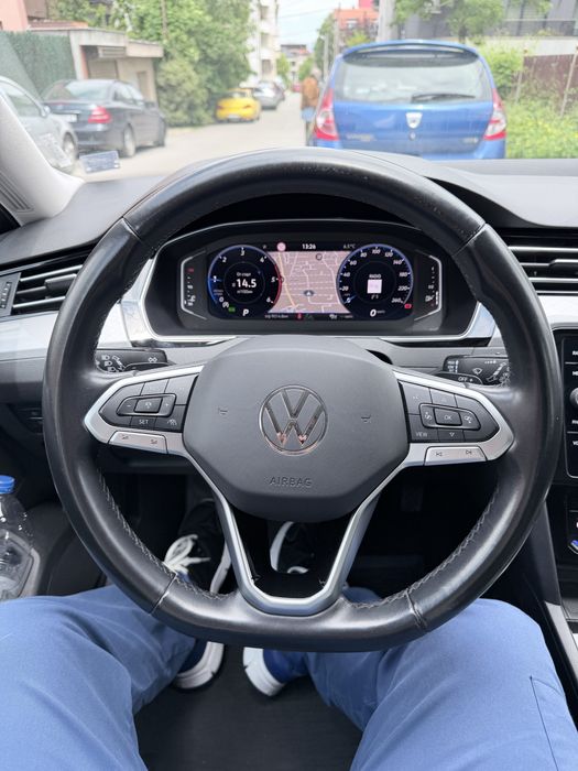 2022 VW PASSAT 2.0 TDI - много екстри