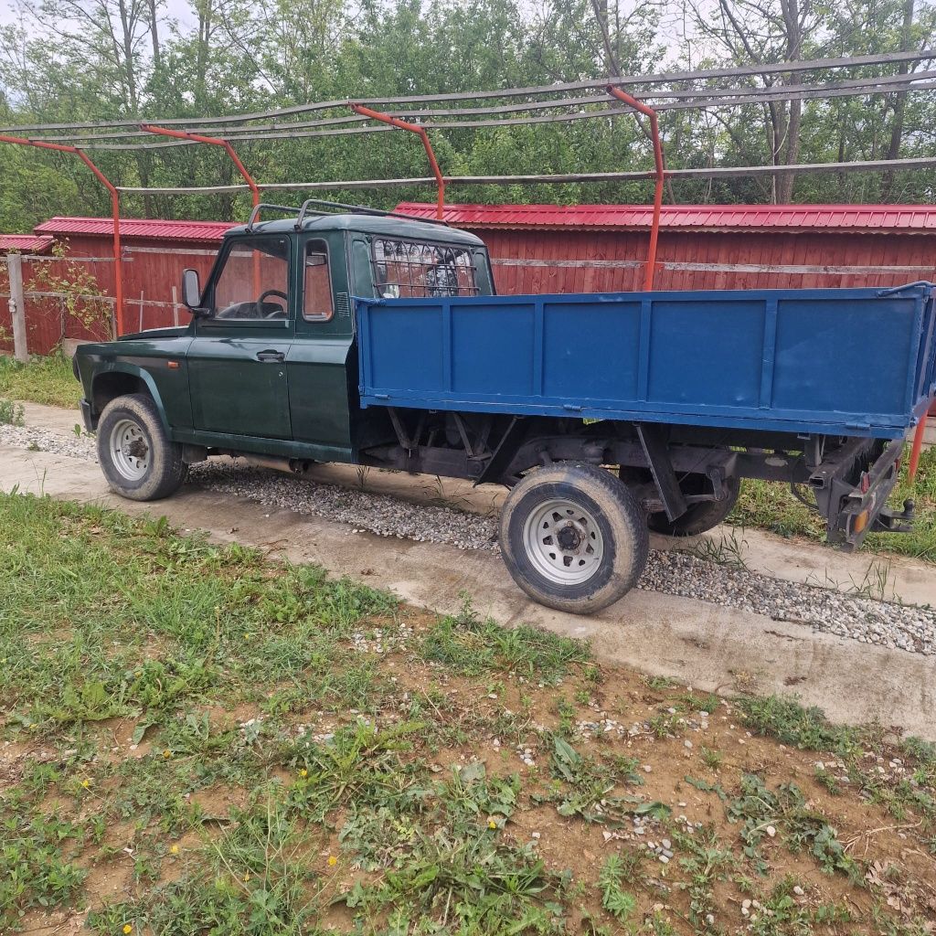 Vând Aro Camioneta 330
