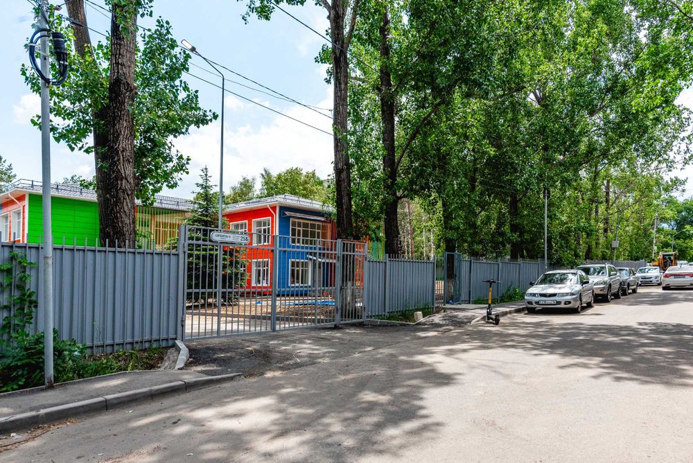Хорошая квартира в Орбите-4!