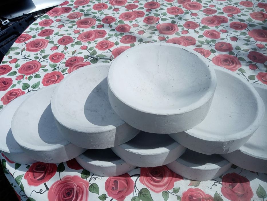 Confectionez la comanda cuibare porumbei din ipsos