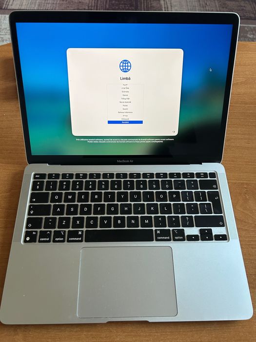 MacBook Air (2020), M1, 97% Battery health