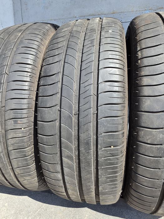 4 бр. летни гуми 215/60/16 Michelin DOT 0119 5-5,5 mm