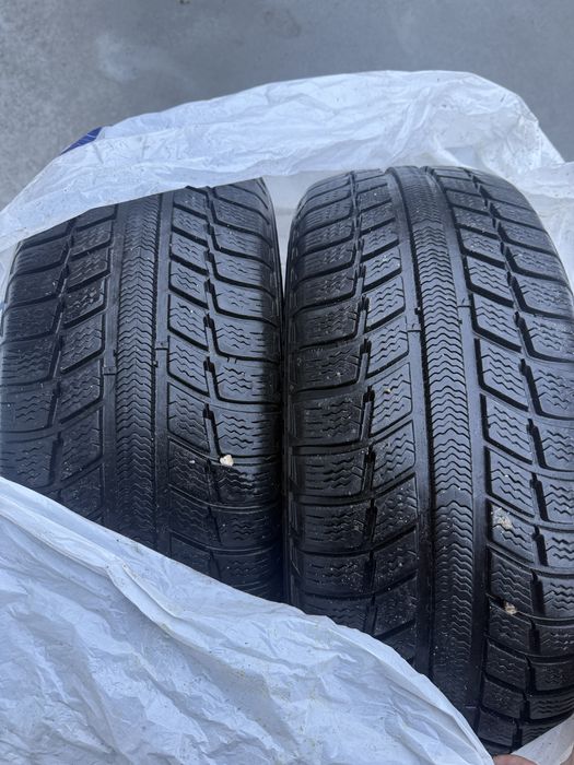 Зимни гуми 225/55/16 Мишелин