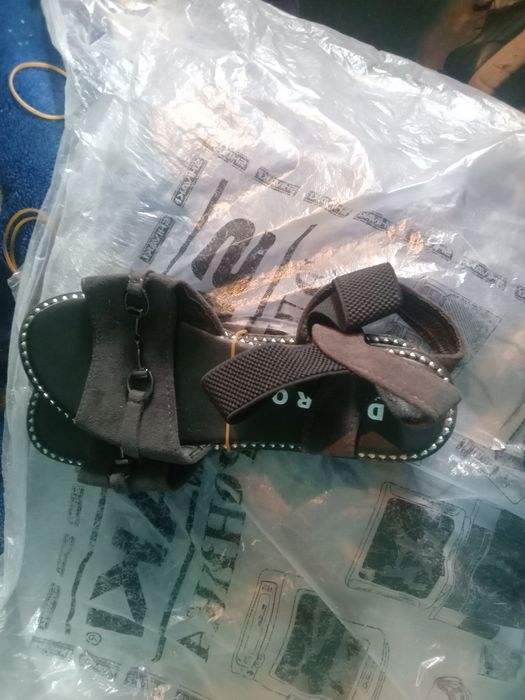 Обувь детская, женская дешёвая.