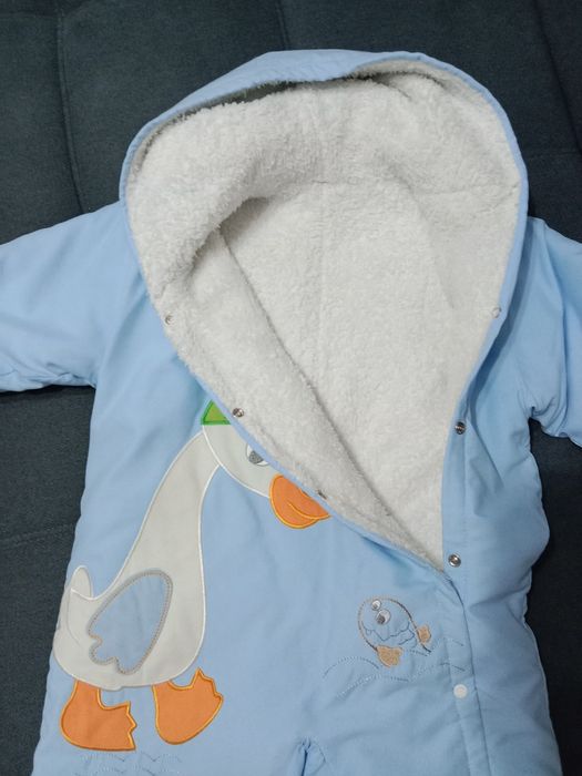 Продам детский комбинезон