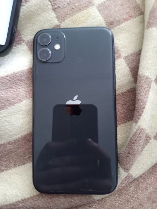iPhone 11 продам