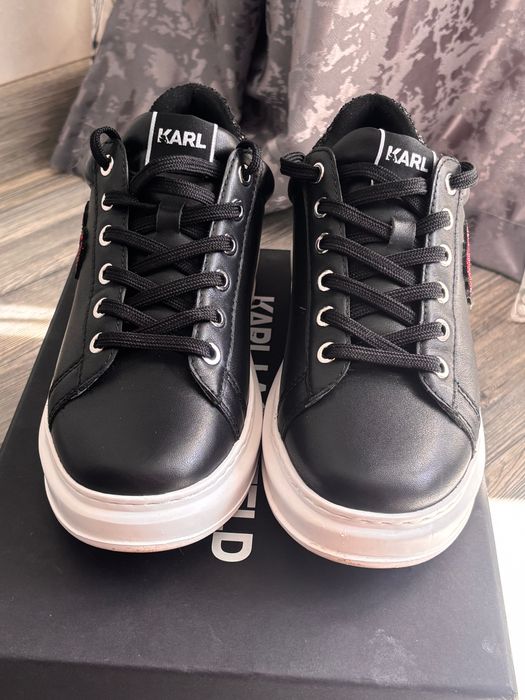 Karl Lagerfeld 37