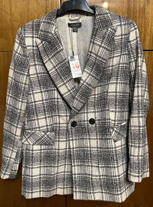 Дамско карирано сако