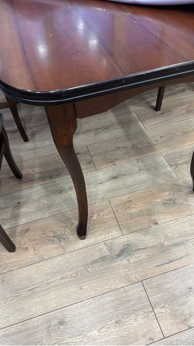 Стол и 6 шт стулья