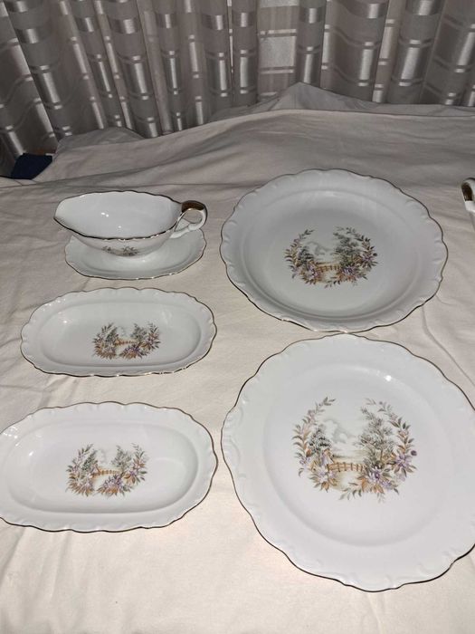 set serviciu farfurii portelan Bavaria Schuman 12 persoane 43 piese
