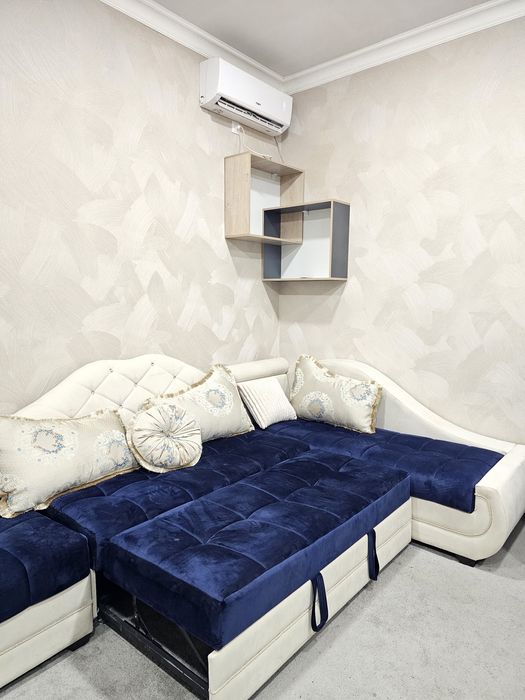 Продам диван уголок