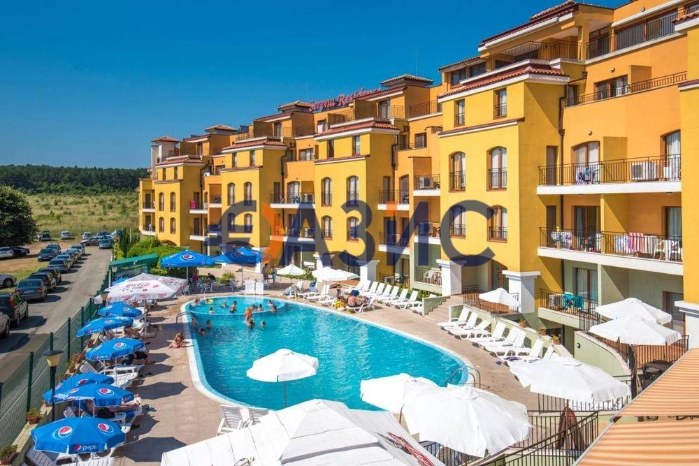 Продава се Двустаен апартамент в Созопол - 55 кв.м за 1271 €/кв.м - Снимка #6