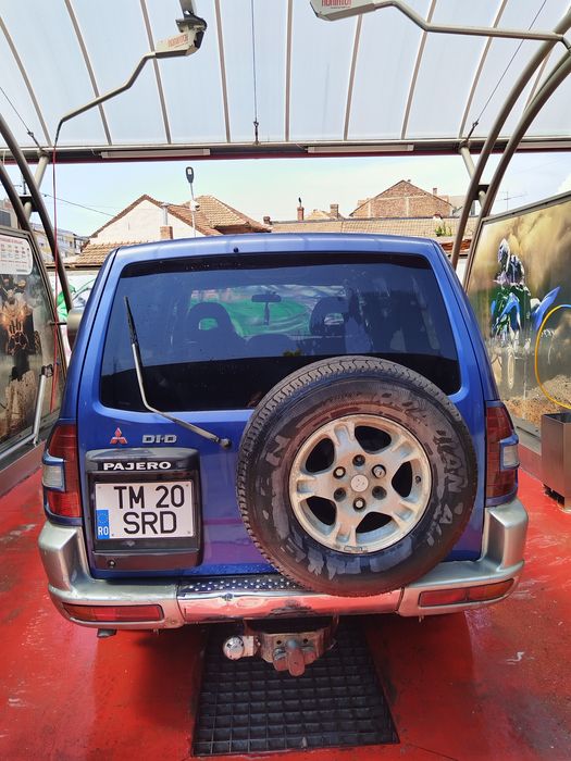 Mitsubishi pajero 3.2 DI-D