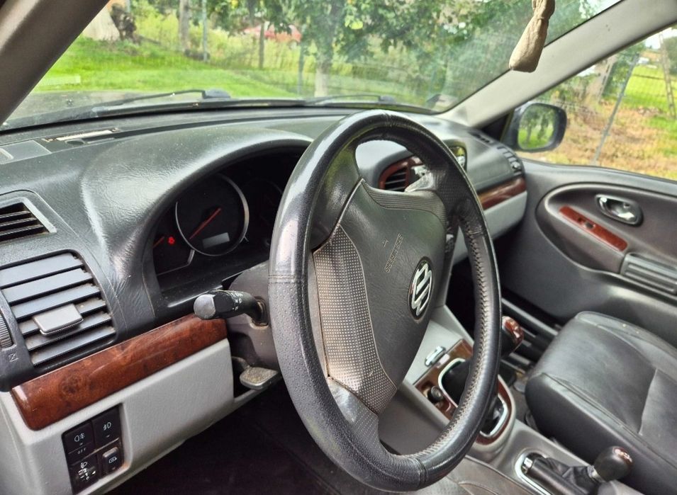 Vand suzuki grand vitara 2.0 benzina