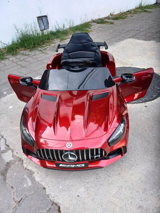 Masina electrica Mercedes AMG pentru copii, vârsta maxima 5 ani