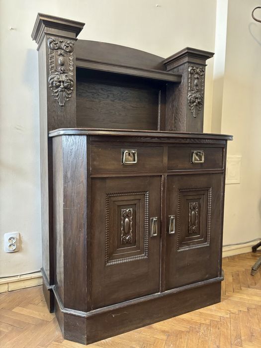 Ретро/винтидж бюфет 2 броя - дърво масив с дърворезба