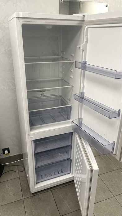 Холодильник Beko