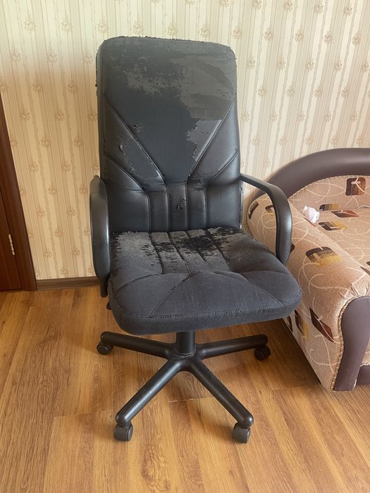 Продам кресло дешево