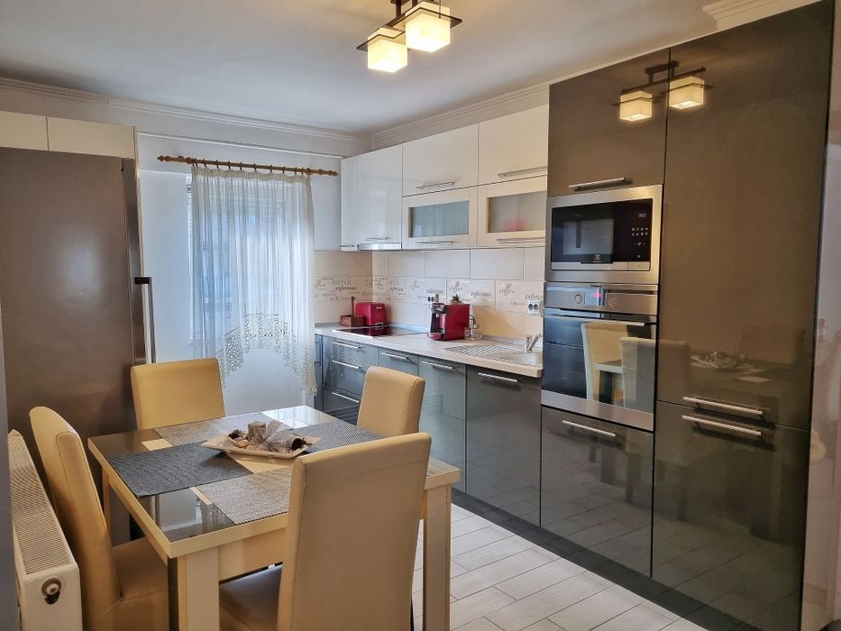 Apartament 2 camere de inchiriat, Carpati 2
