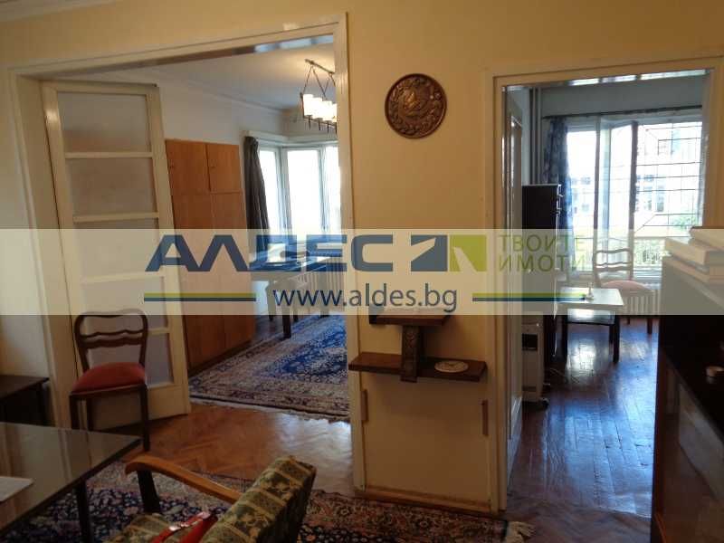 Продава се Тристаен апартамент в София, Яворов - 90 кв.м за 3323 €/кв.м - Снимка #6