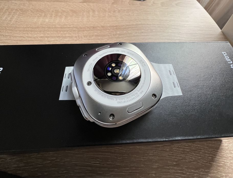Samsung Galaxy Watch Ultra 2025 LTE 47mm | Като нов | €220