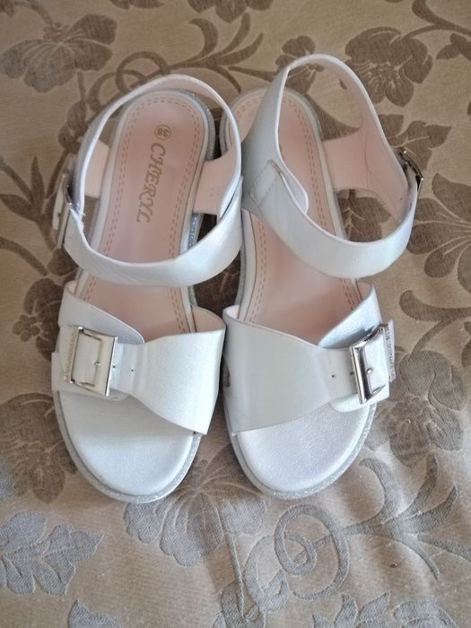 Продам обувь 38 размер