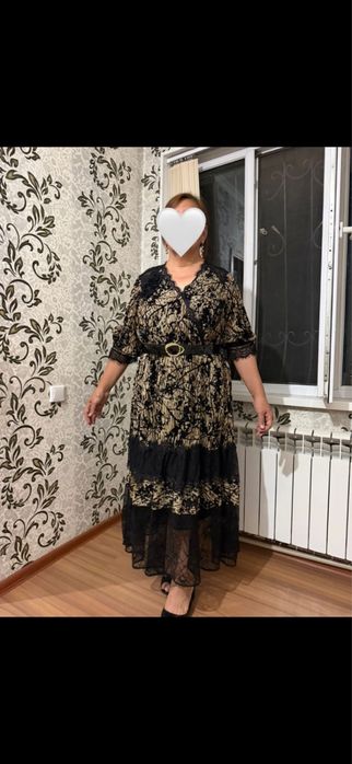 Платья вечерные продам