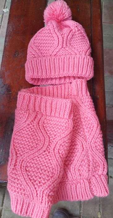 Set caciula si fular pentru iarna fete