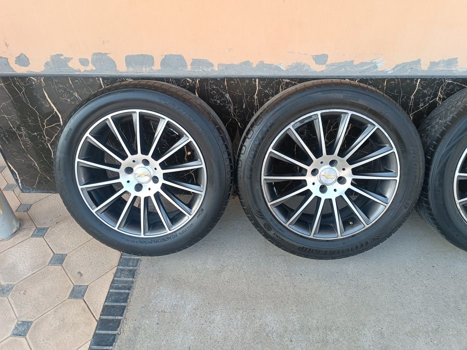 Mers Stil Diska Sotiladi 215 55 R17 Holati Yaxshi Ayibi Yoq