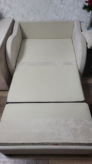 Продам детский диван-кровать