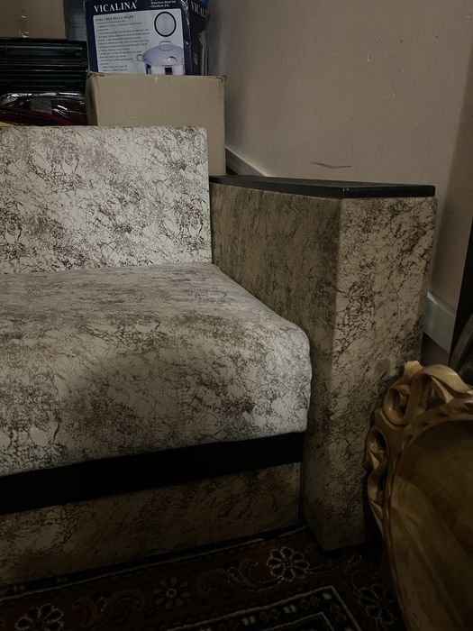 Продам кресло + пуфик (вместе раскладывается как кровать)