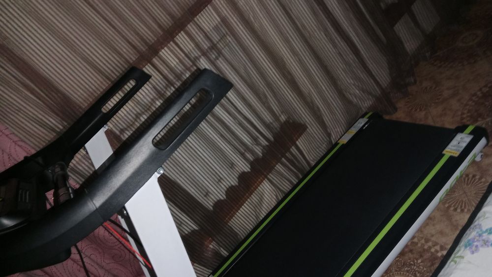 Тренажер (Беговая дорожка)