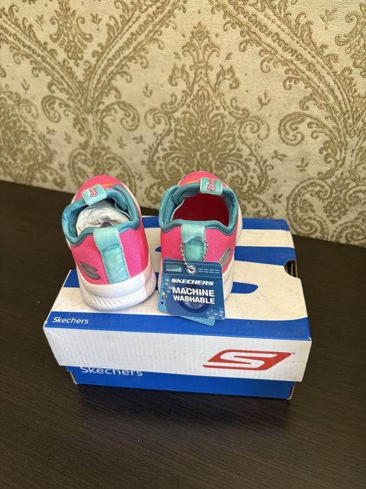Детская обувь кроссовки Skechers