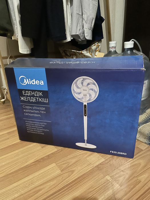 Продам напольный вентилятор Midea