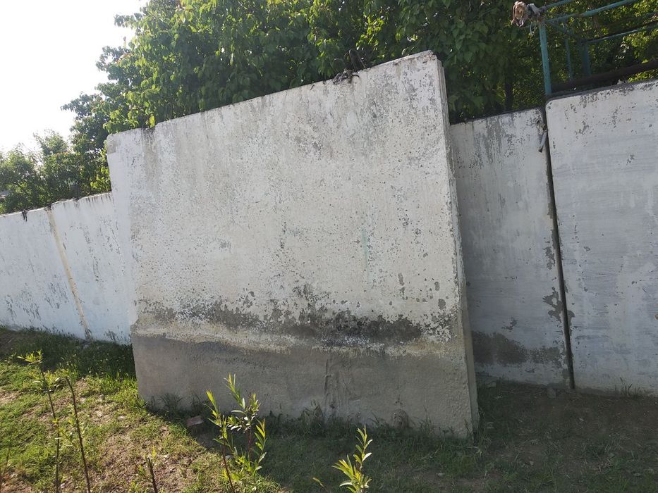 Beton plitalar sotiladi