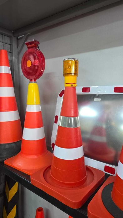 Дорожные знаки маяк, стробоскоп