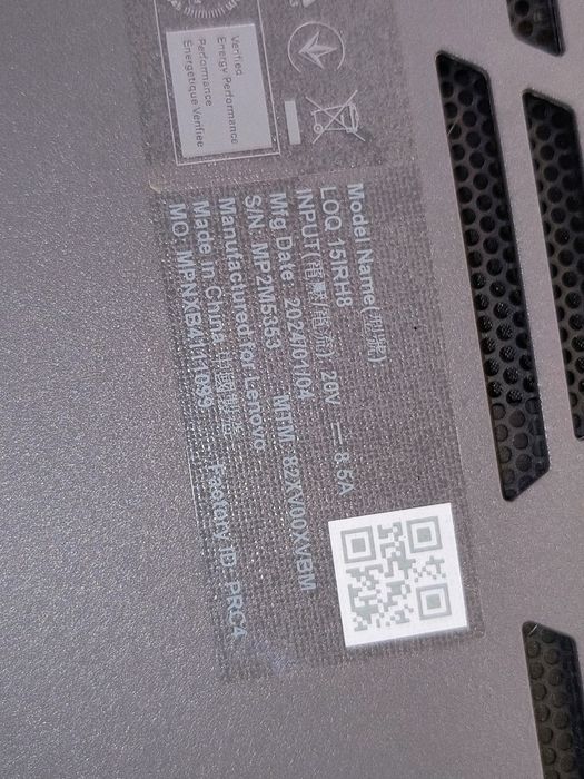 Геймърски Лаптоп Lenovo LOQ 15' FHD / 16RAM / RTX 3050 / 512GB SSD