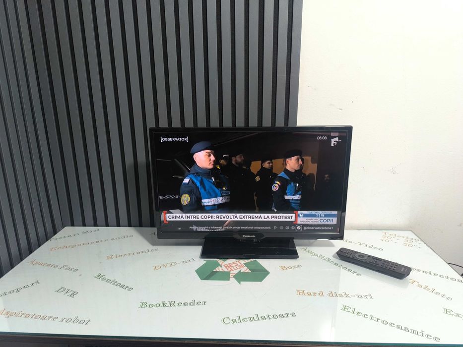 Televizor Panasonic TX-24DW334 24 inch LED TV Full HD HDMI