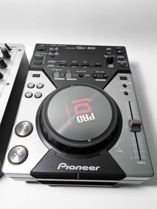 DJ сет 2x плеъра Pioneer CDJ-400 + миксер Behringer VMX 200 + куфар
