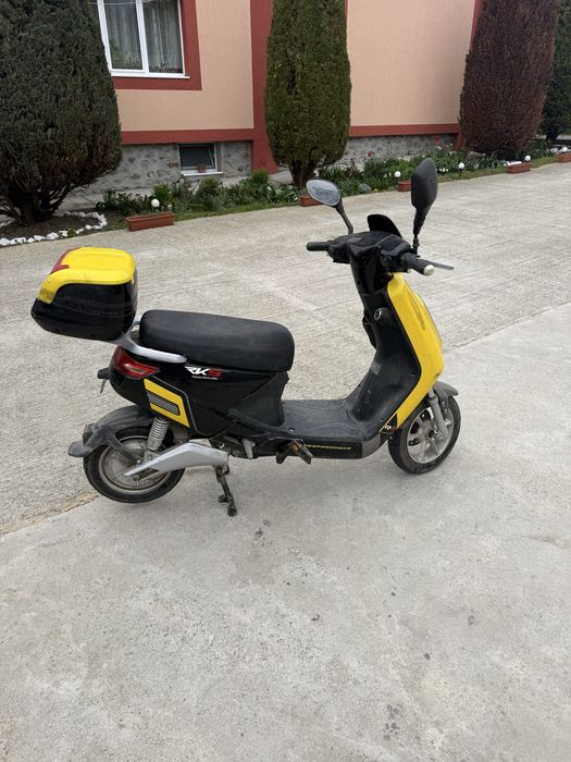 Scuter electric RKS R8 250W 48V Curtea de Arges • OLX.ro