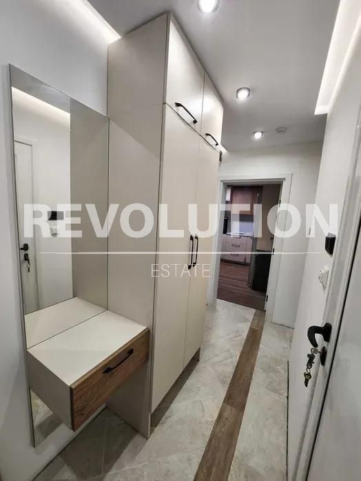 Дава се под наем Тристаен апартамент в Варна, Чайка - 67 кв.м за 947.58 € - Снимка #5