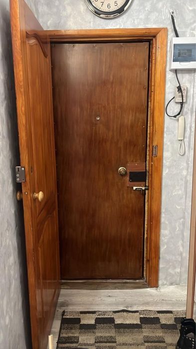 Продам деревянную даерь, 80/200.