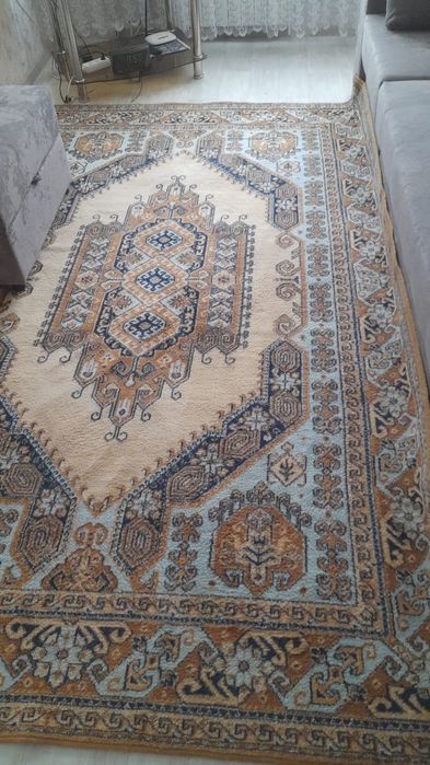 Ковёр советский 2*3, после хичитки