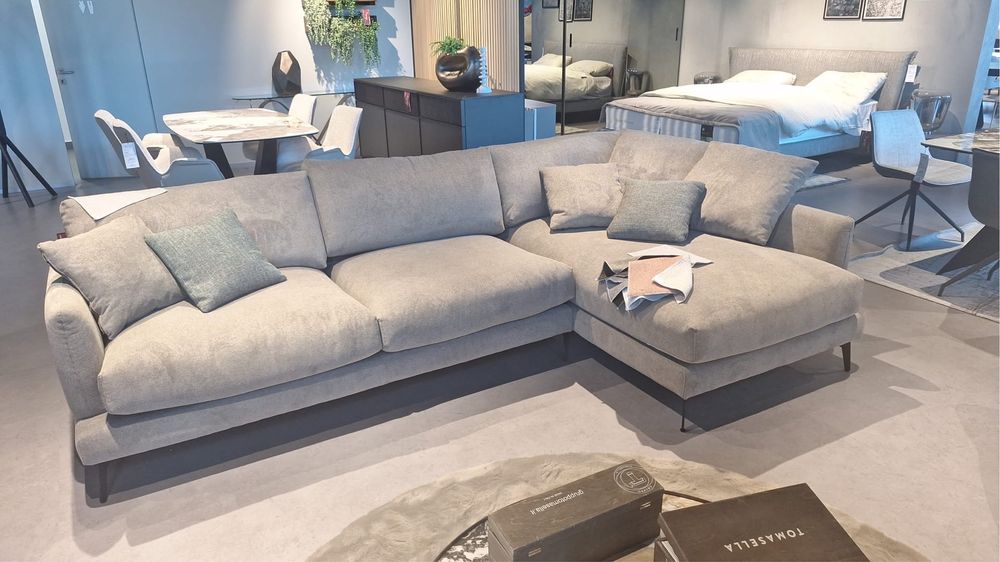 Canapea Rovere, noua, achizitie 2025 la pret 2000 eur(actual 1699eur)