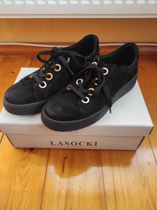 Дамски обувки 38 номер